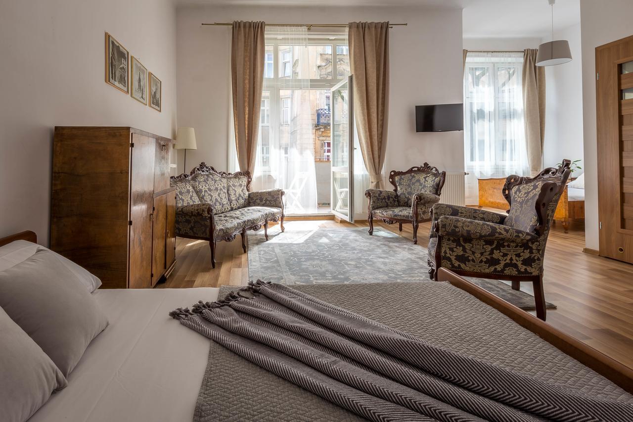 Fragola Budget Apartments & Rooms Краків Екстер'єр фото