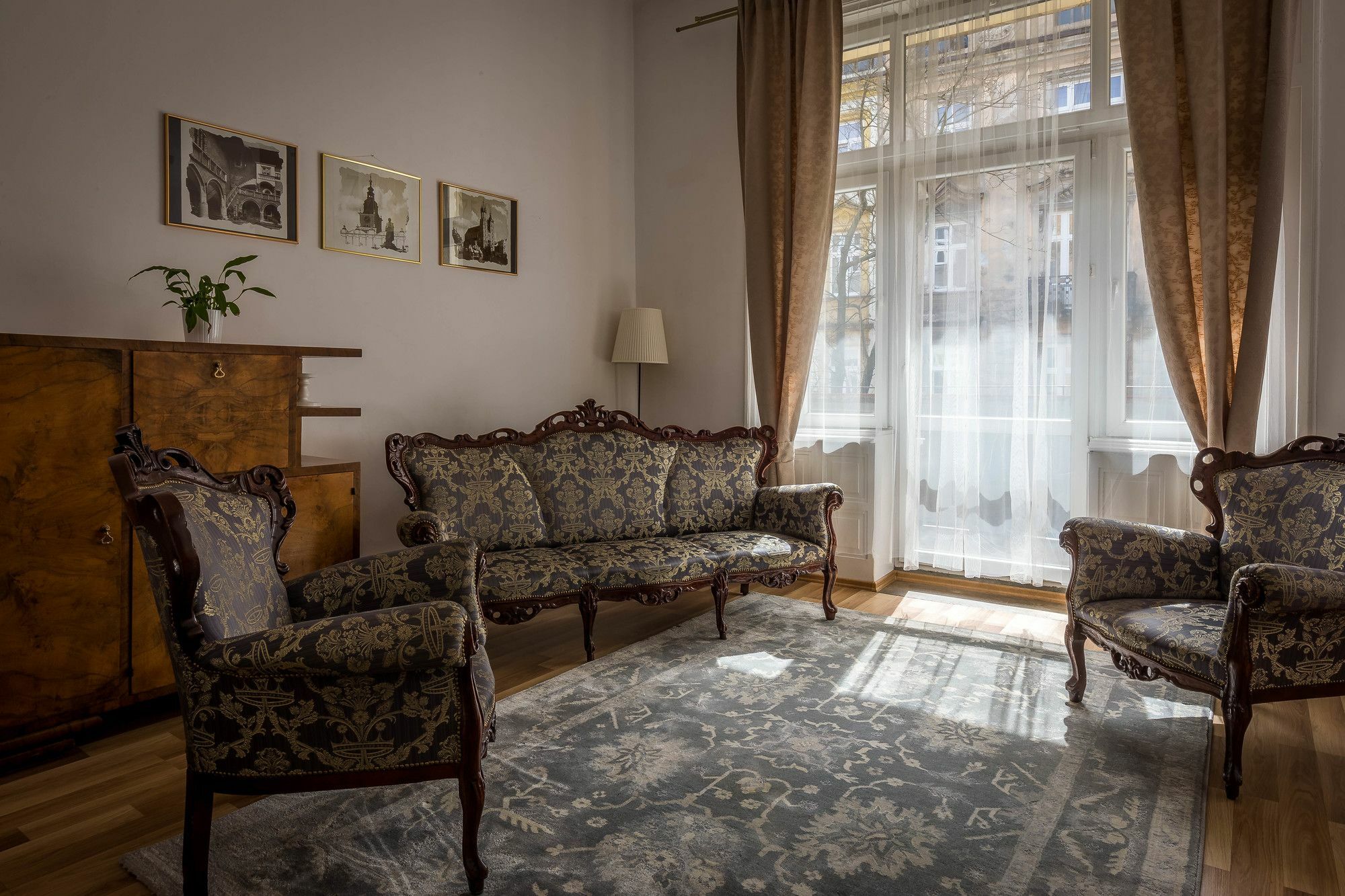 Fragola Budget Apartments & Rooms Краків Екстер'єр фото